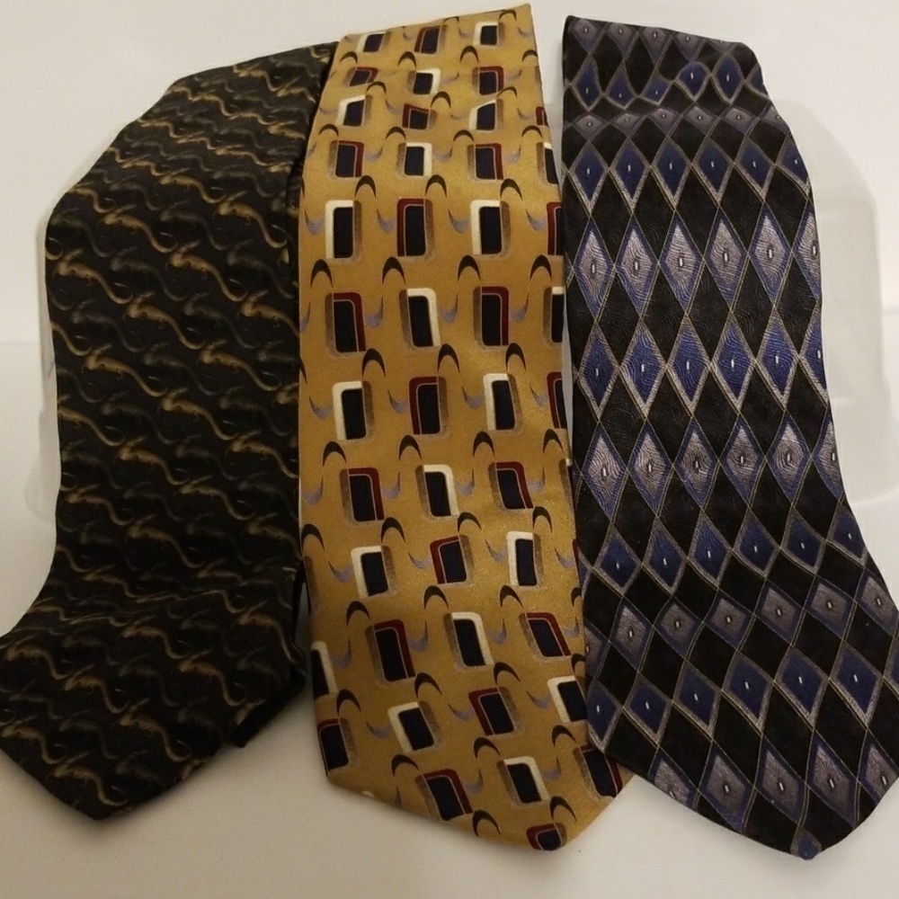 Bundle‎ of 3 mens ties